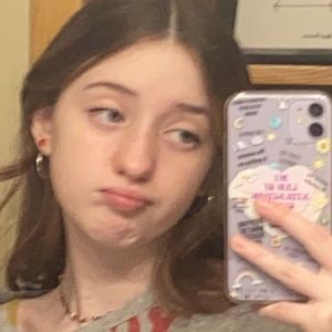 Meet your Posher, Makayla